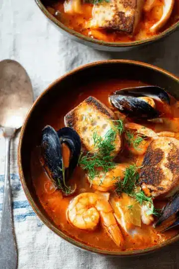 Julia Child’s Simple French Bouillabaisse Recipe