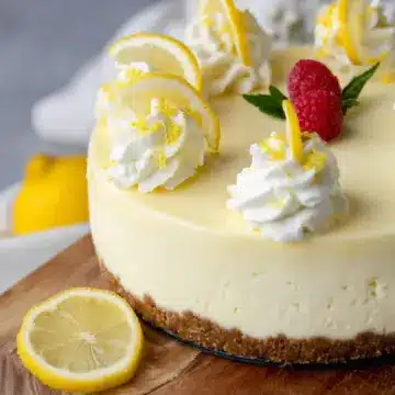 Easy Lemon Cheesecake (No Bake)